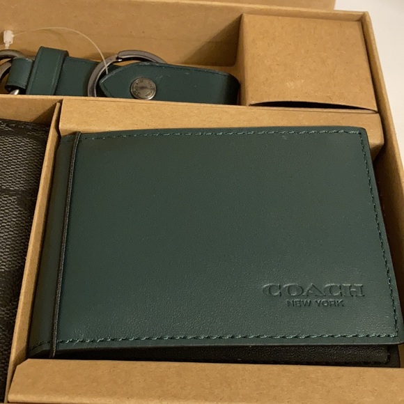 Coach Boxed 3 In 1 Wallet Gift Set In Colorblock Signature Canvas - Picture 5 of 7